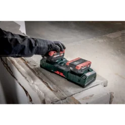 Metabo ASC 145 DUO Chargeur Double De Batterie 12V, 18V & 36V Li-ion (627495000) -Metabo metabo asc 145 duo chargeur double de batterie 12v 18v 36v li ion 627495000 2