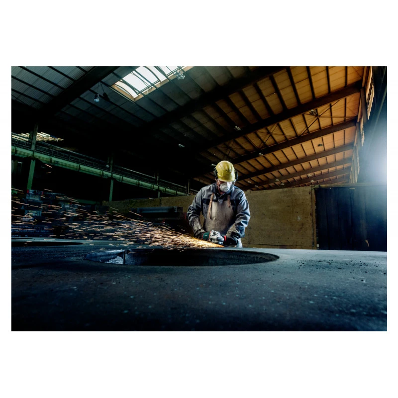 Metabo Meuleuse D'angle 2400 W 230 Mm 17 Nm WE 24-230 MVT Quick 4 Metabo Meuleuse D'angle 2400 W 230 Mm 17 Nm WE 24-230 MVT Quick – Image 4